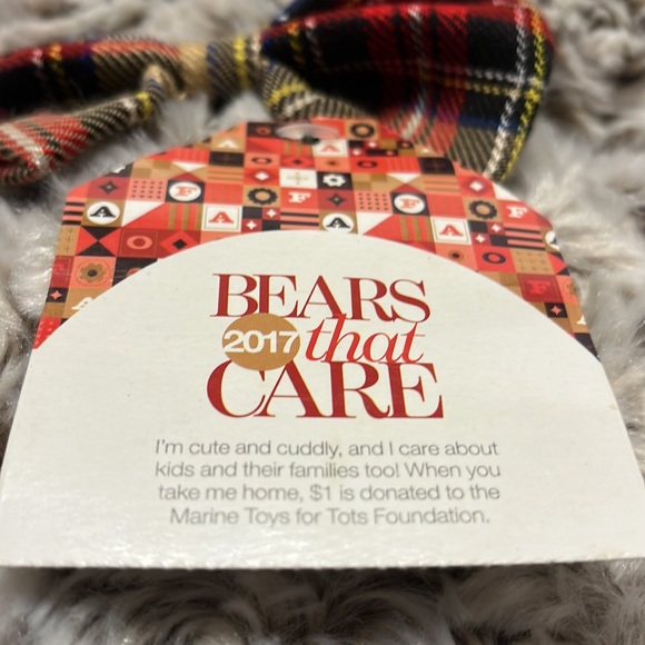 2017 FAO Schwartz Bears that Care Plush Stuffed Bear. NWT - Picture 4 of 5